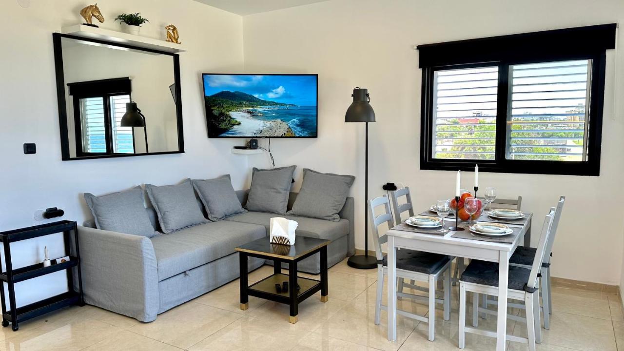 Gw951 Gugel Waves Amazing Seaview Apartments Nahariya Esterno foto